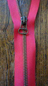 Pink Fuchsia No4 30cm Closed End Zip (AVAILABLE TO ORDER)