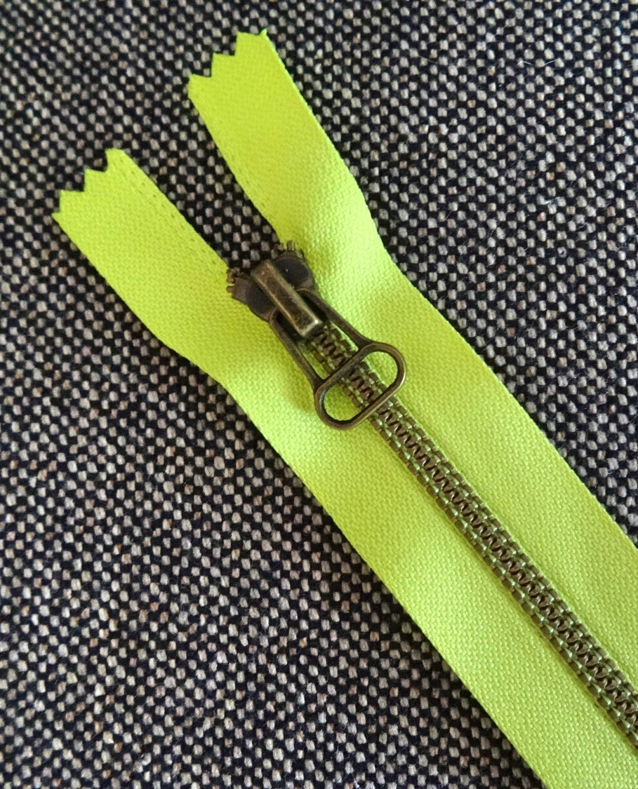 No4 30cm Neon Yellow Brass teeth Closed end Zip (AVAILABLE TO ORDER)